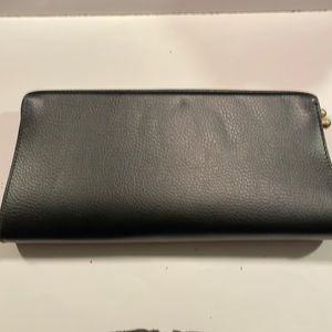 Women’s Black Leather Vintage Clutch